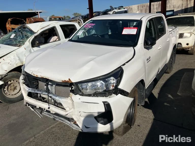 2024 Toyota Hilux Used VIN MR0JA3DD300353494 – exterior detail 2024 Toyota Hilux Used VIN MR0JA3DD300353494 – exterior detail