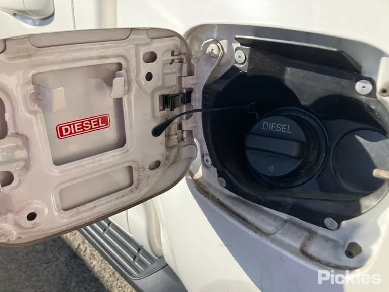 2024 Toyota Hilux Used VIN MR0JA3DD300353494 – photo 21 2024 Toyota Hilux Used VIN MR0JA3DD300353494 – photo 21