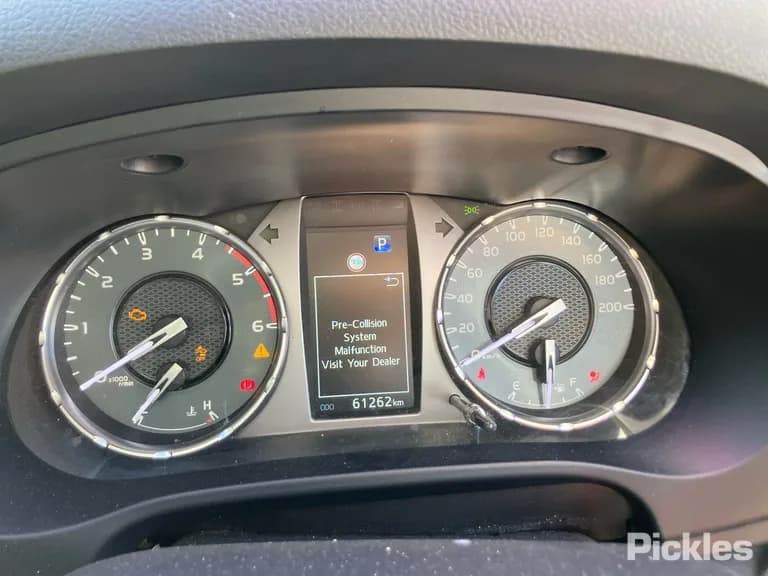 2024 Toyota Hilux Used VIN MR0JA3DD300353494 – photo 28 2024 Toyota Hilux Used VIN MR0JA3DD300353494 – photo 28