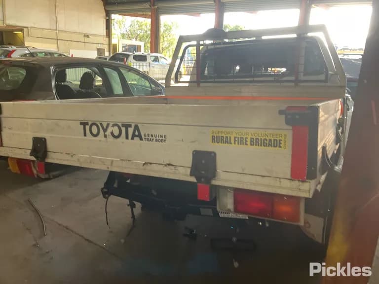 2025 Toyota Hilux Used VIN MR0KA3CD306821730 – side profile 2025 Toyota Hilux Used VIN MR0KA3CD306821730 – side profile