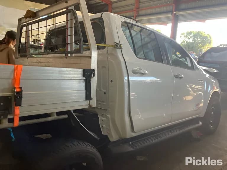 2025 Toyota Hilux Used VIN MR0KA3CD306821730 – exterior detail 2025 Toyota Hilux Used VIN MR0KA3CD306821730 – exterior detail