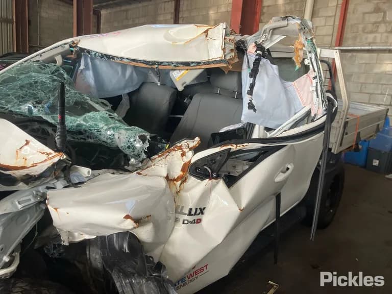 2025 Toyota Hilux Used VIN MR0KA3CD306821730 – photo 19 2025 Toyota Hilux Used VIN MR0KA3CD306821730 – photo 19