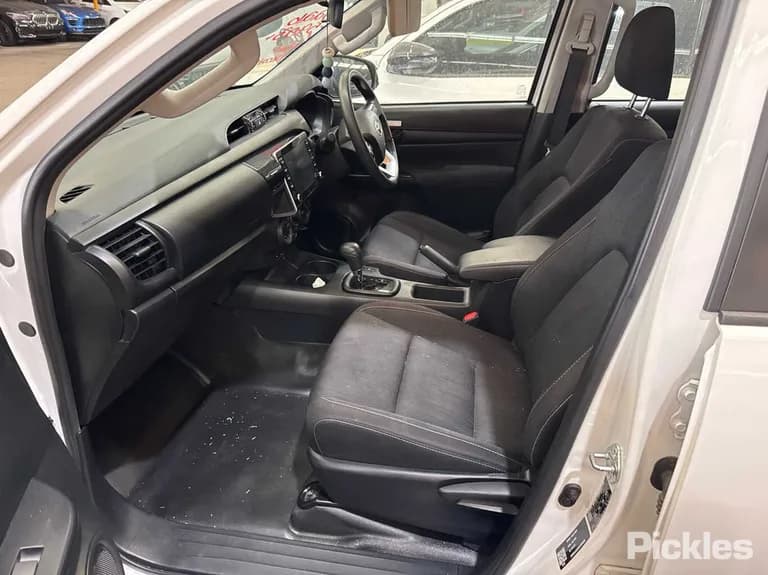 2022 Toyota Hilux Used VIN MR0KA3CD801280008 – side profile 2022 Toyota Hilux Used VIN MR0KA3CD801280008 – side profile