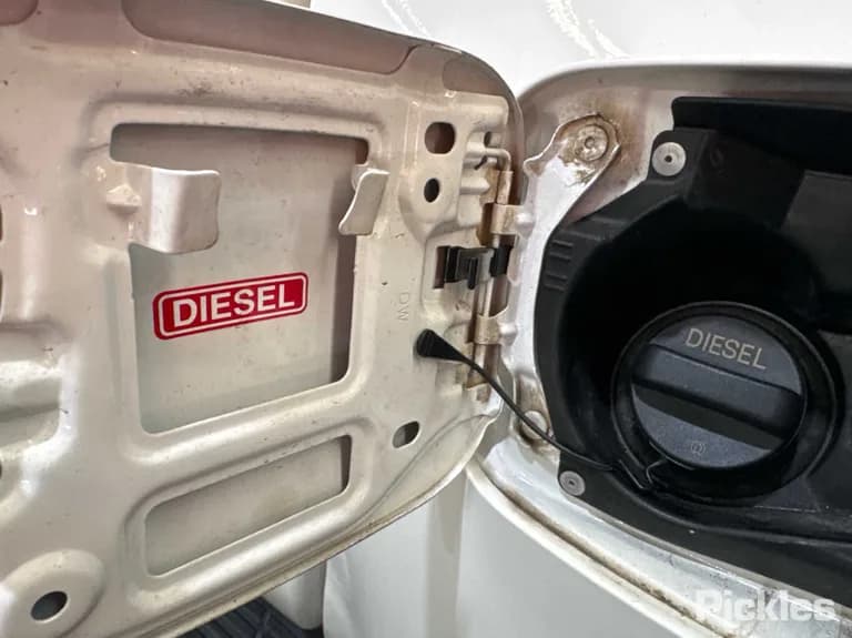 2022 Toyota Hilux Used VIN MR0KA3CD801280008 – photo 12 2022 Toyota Hilux Used VIN MR0KA3CD801280008 – photo 12