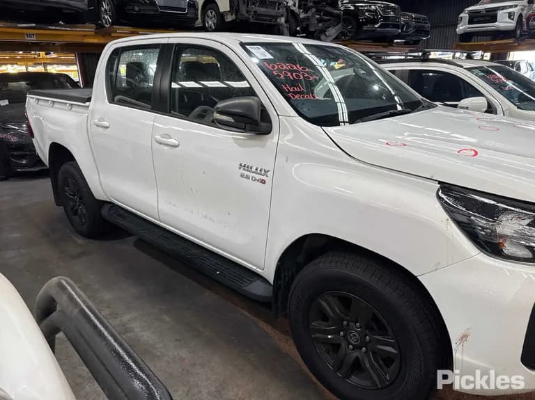 2022 Toyota Hilux Used VIN MR0KA3CD801280008 – photo 19 2022 Toyota Hilux Used VIN MR0KA3CD801280008 – photo 19
