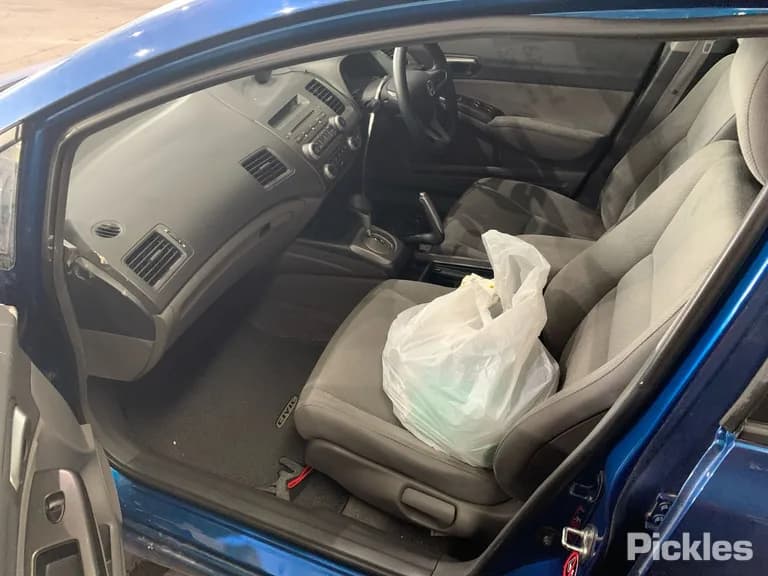 2010 Honda Civic Used VIN MRHFD1650AP021735 – photo 26 2010 Honda Civic Used VIN MRHFD1650AP021735 – photo 26