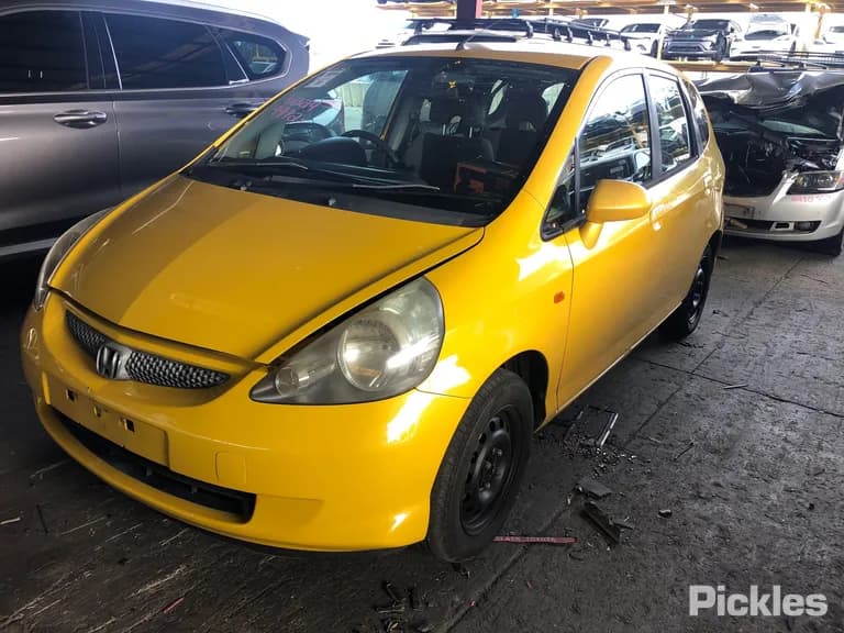 2006 Honda Jazz Used VIN MRHGD17506P040385 – side profile 2006 Honda Jazz Used VIN MRHGD17506P040385 – side profile