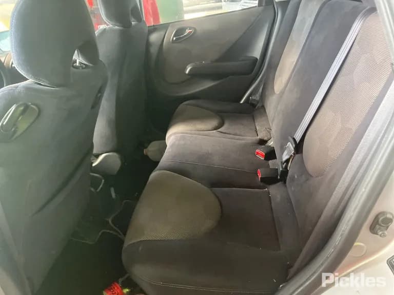 2006 Honda Jazz Used VIN MRHGD38506P041298 – dashboard 2006 Honda Jazz Used VIN MRHGD38506P041298 – dashboard