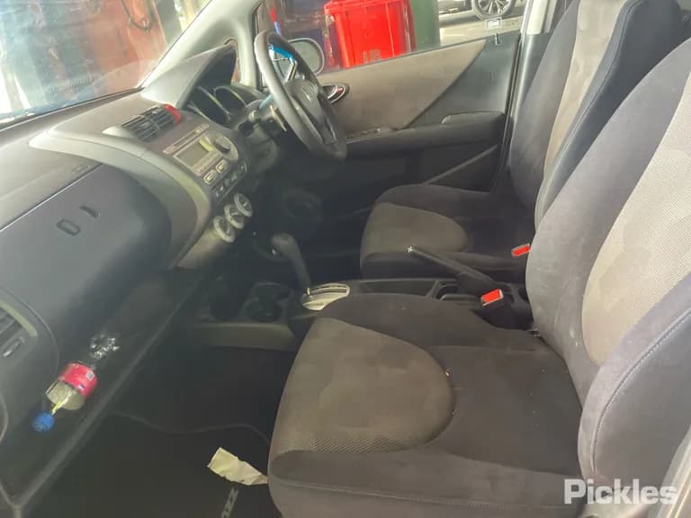 2006 Honda Jazz Used VIN MRHGD38506P041298 – photo 20 2006 Honda Jazz Used VIN MRHGD38506P041298 – photo 20
