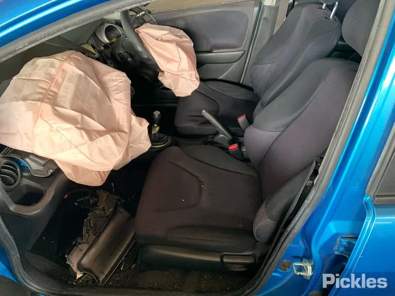 2010 Honda Jazz - VIN MRHGE8750AP040314 2010 Honda Jazz VIN MRHGE8750AP040314