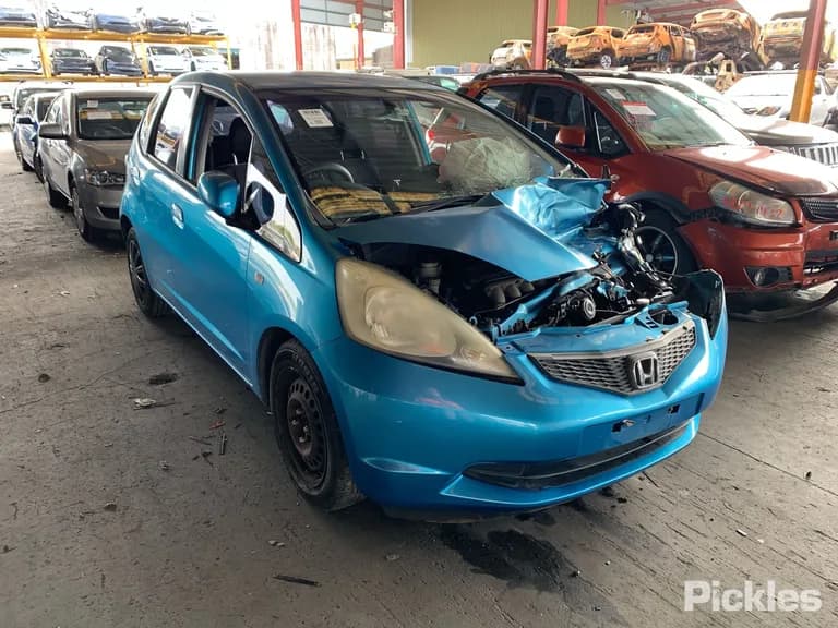2010 Honda Jazz Used VIN MRHGE8750AP040314 – photo 14 2010 Honda Jazz Used VIN MRHGE8750AP040314 – photo 14