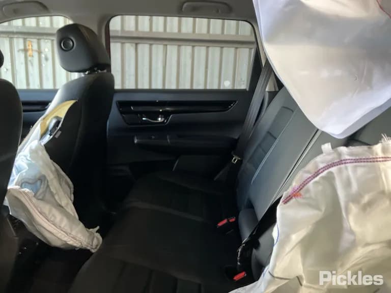 2025 Honda CR-V Used VIN MRHRS4858SP010213 – trunk area 2025 Honda CR-V Used VIN MRHRS4858SP010213 – trunk area