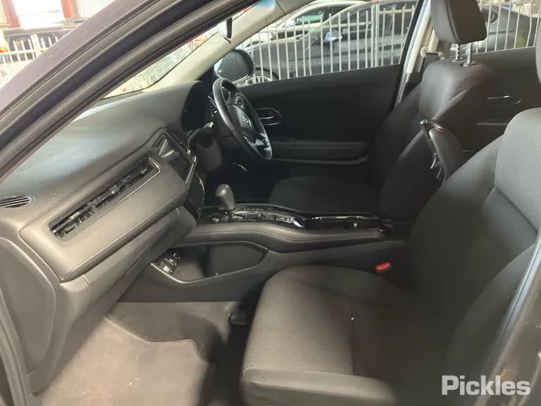 2016 Honda HR-V Used VIN MRHRU5850GP063454 – side profile 2016 Honda HR-V Used VIN MRHRU5850GP063454 – side profile