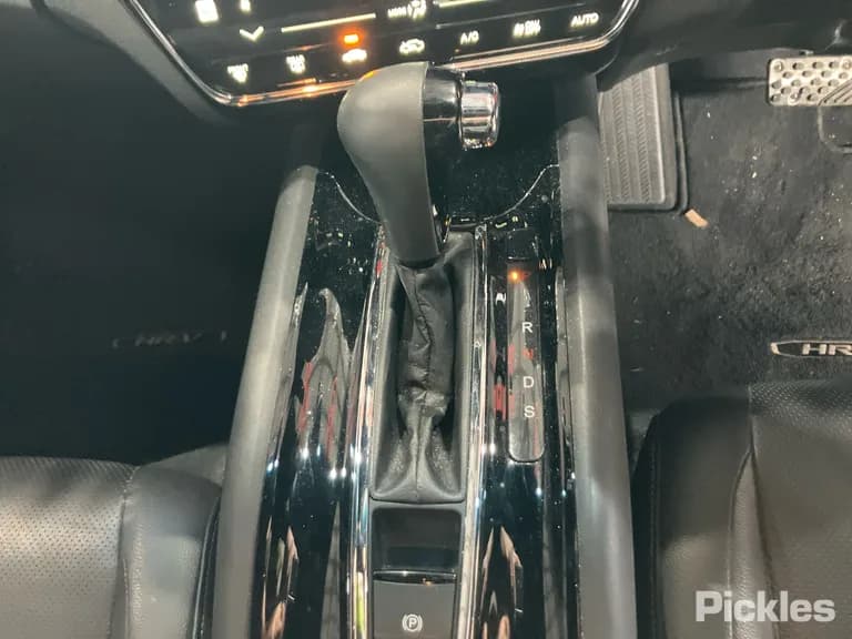 2019 Honda HR-V Used VIN MRHRU5890JP061868 – photo 19 2019 Honda HR-V Used VIN MRHRU5890JP061868 – photo 19