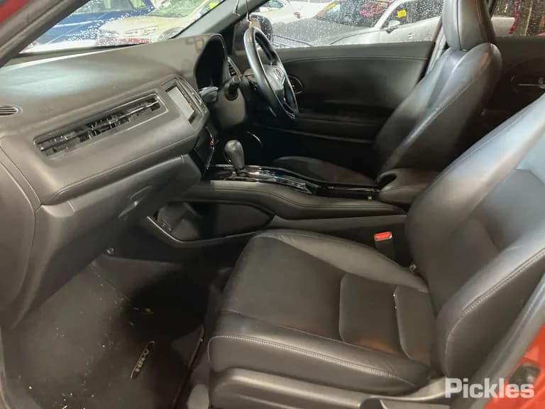 2019 Honda HR-V Used VIN MRHRU5890JP061868 – photo 27 2019 Honda HR-V Used VIN MRHRU5890JP061868 – photo 27