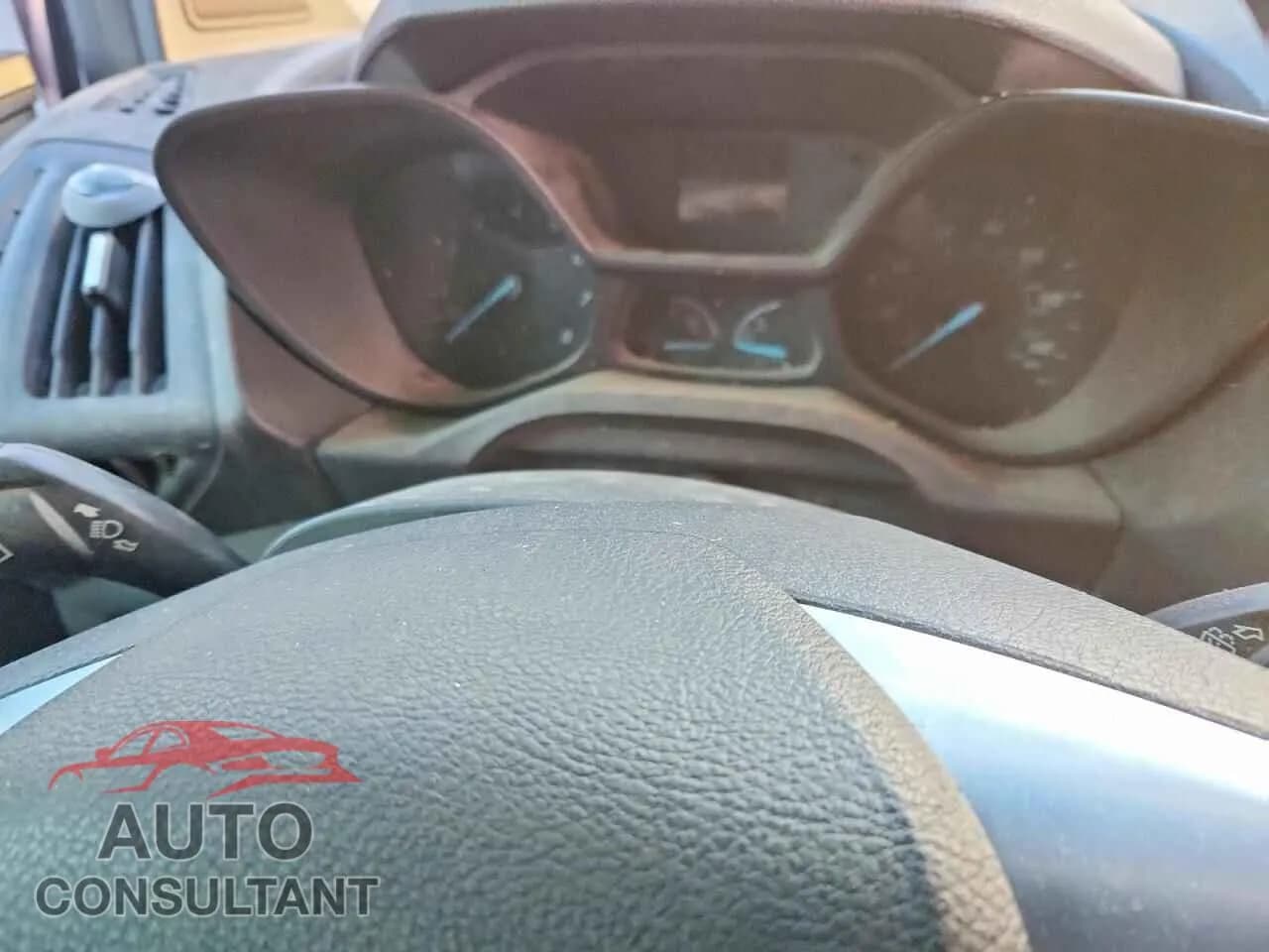 2015 FORD TRANSIT Damaged VIN NM0LS7E73F1223820 – trunk area 2015 FORD TRANSIT Damaged VIN NM0LS7E73F1223820 – trunk area