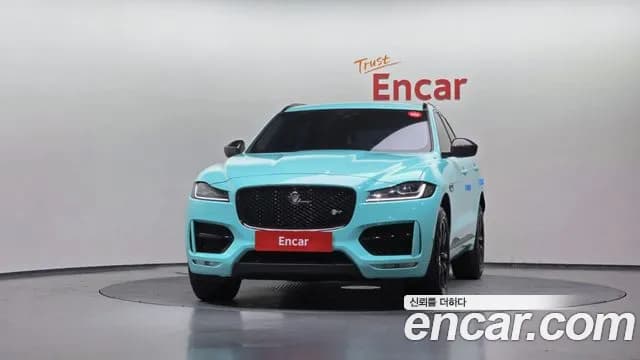 2019 Jaguar F-PACE 20d R-Sport Sold VIN SADCA2BN2KA360922 – trunk area 2019 Jaguar F-PACE 20d R-Sport Sold VIN SADCA2BN2KA360922 – trunk area