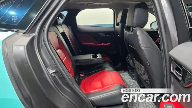 2019 Jaguar F-PACE 20d R-Sport Sold VIN SADCA2BN2KA360922 – photo 19 2019 Jaguar F-PACE 20d R-Sport Sold VIN SADCA2BN2KA360922 – photo 19