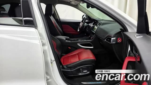 2019 Jaguar F-PACE 20d R-Sport Sold VIN SADCA2BN6KA363726 – dashboard 2019 Jaguar F-PACE 20d R-Sport Sold VIN SADCA2BN6KA363726 – dashboard