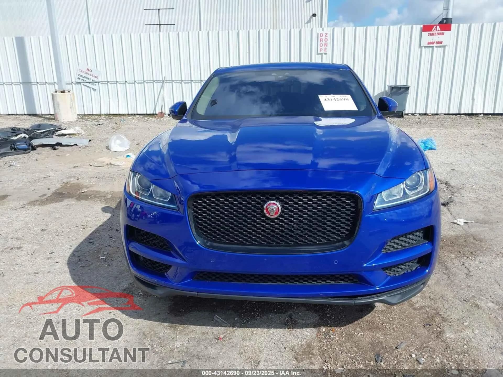 2020 JAGUAR F-PACE Damaged VIN SADCJ2FX0LA623504 – photo 13 2020 JAGUAR F-PACE Damaged VIN SADCJ2FX0LA623504 – photo 13
