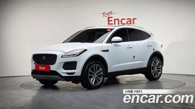 2020 Jaguar E-PACE P250 SE Sold VIN SADFA2BX6L1000150 – interior seats 2020 Jaguar E-PACE P250 SE Sold VIN SADFA2BX6L1000150 – interior seats