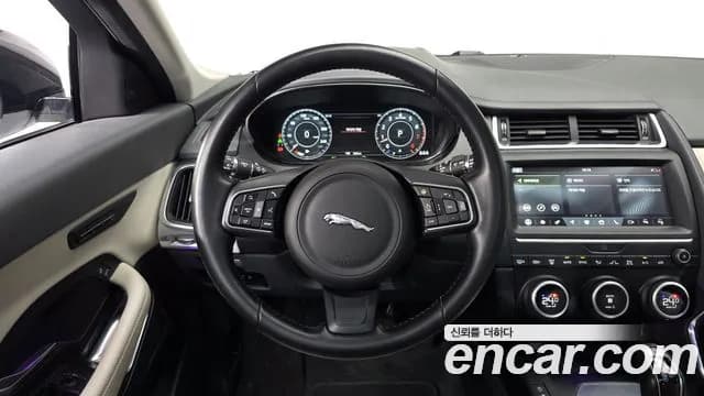 2020 Jaguar E-PACE P250 SE Sold VIN SADFA2BX6L1000150 – exterior detail 2020 Jaguar E-PACE P250 SE Sold VIN SADFA2BX6L1000150 – exterior detail