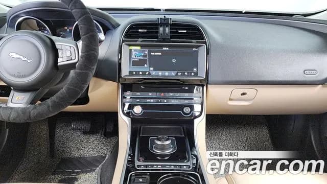 2017 Jaguar XE 20d Perstige AWD Sold VIN SAJAA4BN2HCP13186 – photo 17 2017 Jaguar XE 20d Perstige AWD Sold VIN SAJAA4BN2HCP13186 – photo 17