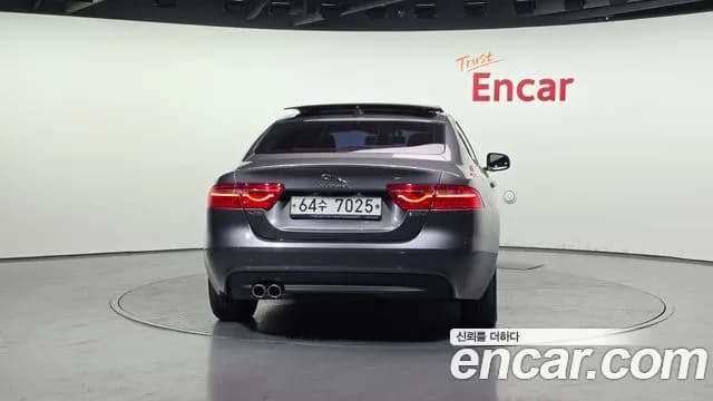 2017 Jaguar XE 20d Prestige Sold VIN SAJAB4BN9HCP14798 – trunk area 2017 Jaguar XE 20d Prestige Sold VIN SAJAB4BN9HCP14798 – trunk area