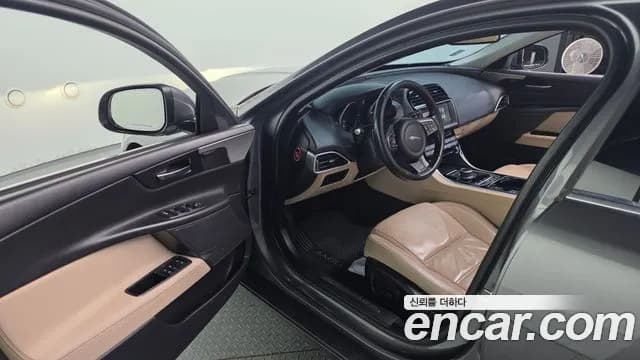 2017 Jaguar XE 20d Prestige Sold VIN SAJAB4BN9HCP14798 – photo 18 2017 Jaguar XE 20d Prestige Sold VIN SAJAB4BN9HCP14798 – photo 18