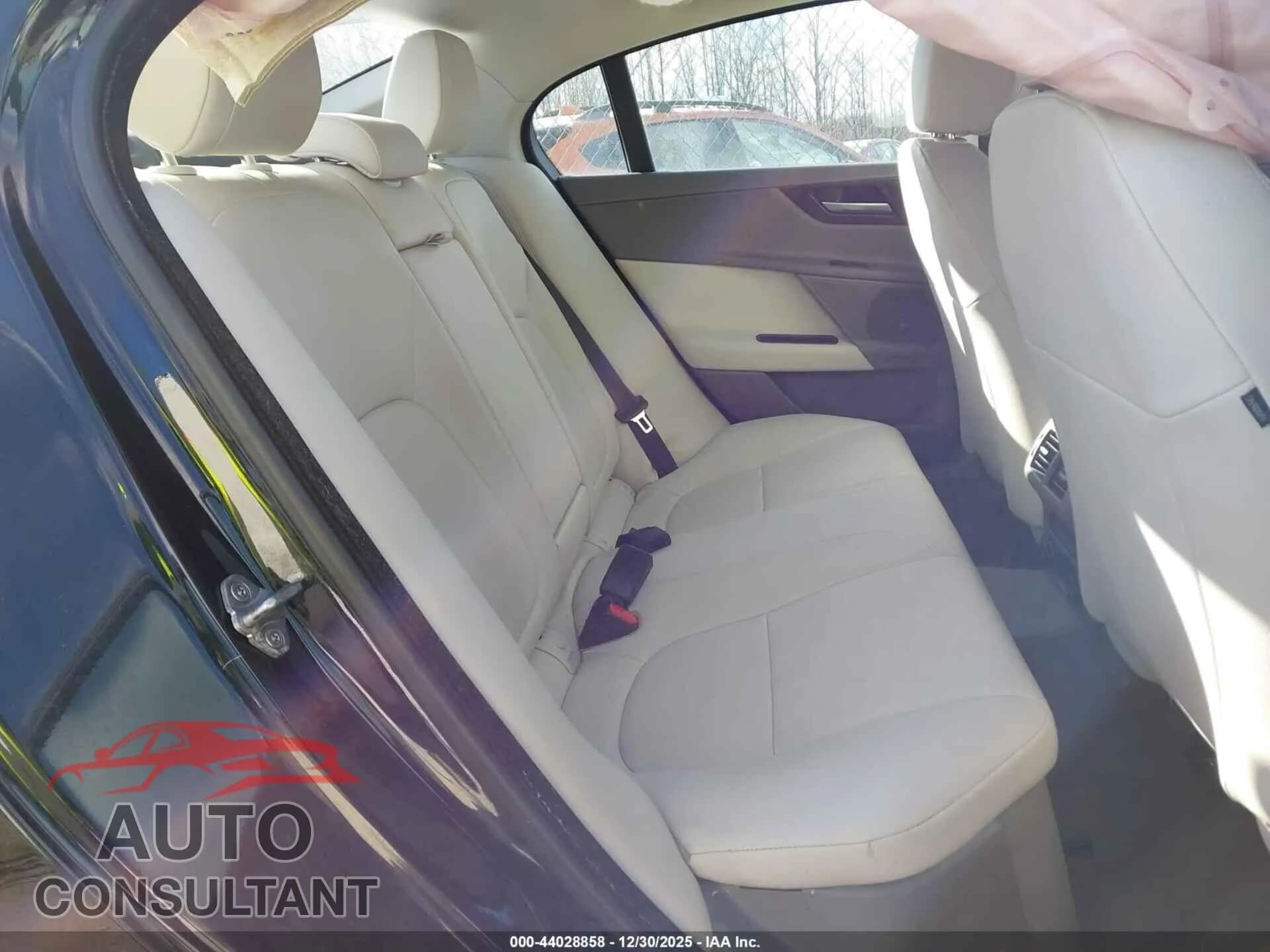 2017 JAGUAR XE Damaged VIN SAJAD4BV6HA976459 – undercarriage 2017 JAGUAR XE Damaged VIN SAJAD4BV6HA976459 – undercarriage