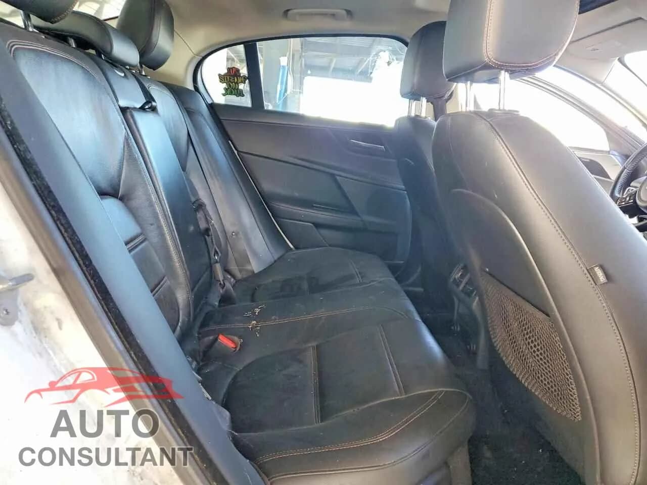 2017 JAGUAR XE Damaged VIN SAJAE4BG8HA958527 – odometer reading 2017 JAGUAR XE Damaged VIN SAJAE4BG8HA958527 – odometer reading