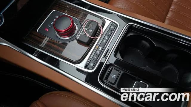 2019 Jaguar XF (X260) 20d Portfolio AWD Sold VIN SAJBA4BN5KCY77785 – trunk area 2019 Jaguar XF (X260) 20d Portfolio AWD Sold VIN SAJBA4BN5KCY77785 – trunk area