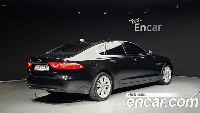 2018 Jaguar XF (X260) 20d Portfolio AWD Sold VIN SAJBA4BN7JCY73252 – front exterior 2018 Jaguar XF (X260) 20d Portfolio AWD Sold VIN SAJBA4BN7JCY73252 – front exterior
