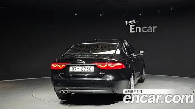 2018 Jaguar XF (X260) 20d Portfolio AWD Sold VIN SAJBA4BN7JCY73252 – rear exterior 2018 Jaguar XF (X260) 20d Portfolio AWD Sold VIN SAJBA4BN7JCY73252 – rear exterior