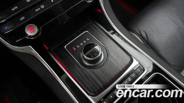 2017 Jaguar XF (X260) 3.0 S AWD Sold VIN SAJBA4BV1HCY28804 – photo 13 2017 Jaguar XF (X260) 3.0 S AWD Sold VIN SAJBA4BV1HCY28804 – photo 13