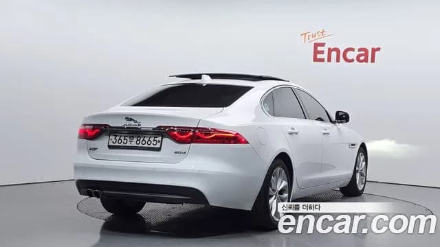 2019 Jaguar XF (X260) 20d Portfolio Sold VIN SAJBB4BN0KCY78100 – front exterior 2019 Jaguar XF (X260) 20d Portfolio Sold VIN SAJBB4BN0KCY78100 – front exterior