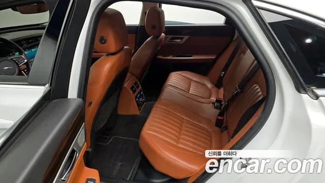 2019 Jaguar XF (X260) 20d Portfolio Sold VIN SAJBB4BN0KCY78100 – odometer reading 2019 Jaguar XF (X260) 20d Portfolio Sold VIN SAJBB4BN0KCY78100 – odometer reading