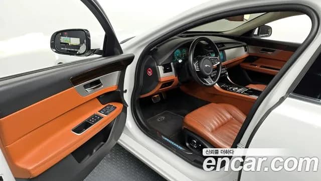 2019 Jaguar XF (X260) 20d Portfolio Sold VIN SAJBB4BN0KCY78100 – photo 30 2019 Jaguar XF (X260) 20d Portfolio Sold VIN SAJBB4BN0KCY78100 – photo 30