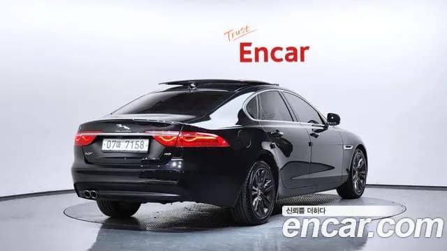 2018 Jaguar XF (X260) 20d Portfolio Sold VIN SAJBB4BN2JCY67727 – photo 12 2018 Jaguar XF (X260) 20d Portfolio Sold VIN SAJBB4BN2JCY67727 – photo 12