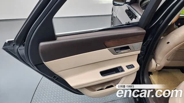2018 Jaguar XF (X260) 20d Portfolio Sold VIN SAJBB4BN2JCY67727 – photo 30 2018 Jaguar XF (X260) 20d Portfolio Sold VIN SAJBB4BN2JCY67727 – photo 30