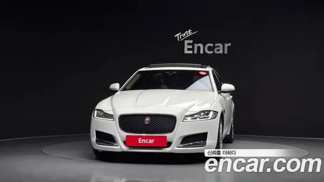 2018 Jaguar XF (X260) 20d Portfolio Sold VIN SAJBB4BN9JCY66395 – side profile 2018 Jaguar XF (X260) 20d Portfolio Sold VIN SAJBB4BN9JCY66395 – side profile
