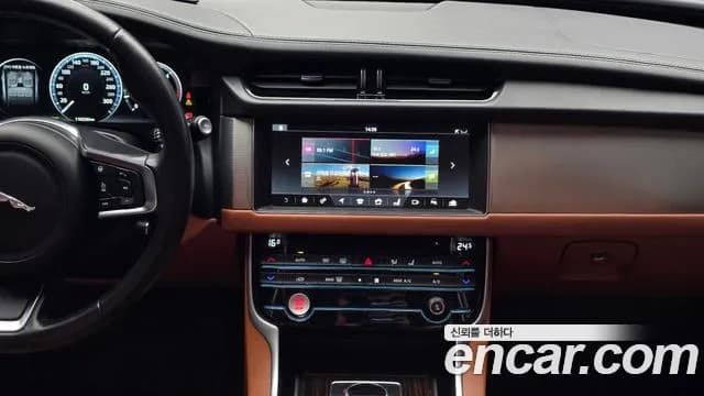 2018 Jaguar XF (X260) 20d Portfolio Sold VIN SAJBB4BN9JCY66395 – exterior detail 2018 Jaguar XF (X260) 20d Portfolio Sold VIN SAJBB4BN9JCY66395 – exterior detail