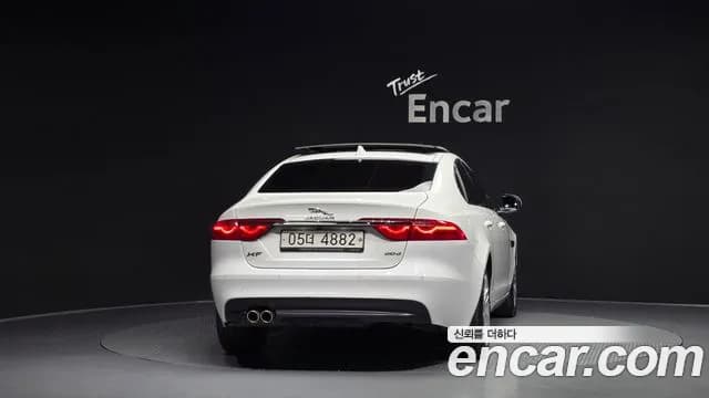 2018 Jaguar XF (X260) 20d Portfolio Sold VIN SAJBB4BN9JCY66395 – photo 14 2018 Jaguar XF (X260) 20d Portfolio Sold VIN SAJBB4BN9JCY66395 – photo 14