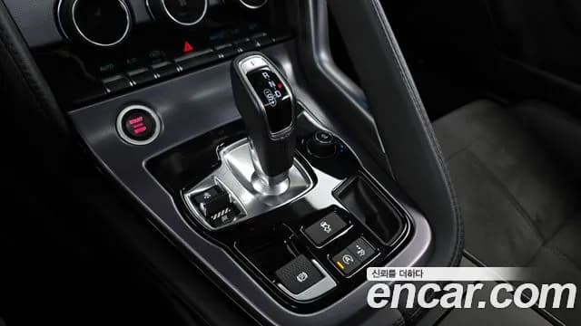 2021 Jaguar F-TYPE P300 Coupe Sold VIN SAJDB1BXXMCK74128 – photo 31 2021 Jaguar F-TYPE P300 Coupe Sold VIN SAJDB1BXXMCK74128 – photo 31