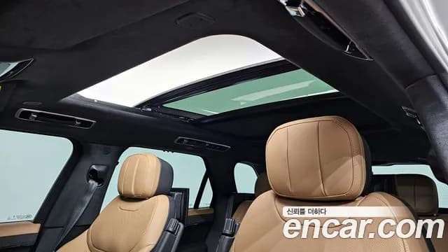 2024 Land Rover Range Rover Sport 3rd Gen P360 Autobiography Sold VIN SAL1A2BU1RA198987 – interior seats 2024 Land Rover Range Rover Sport 3rd Gen P360 Autobiography Sold VIN SAL1A2BU1RA198987 – interior seats