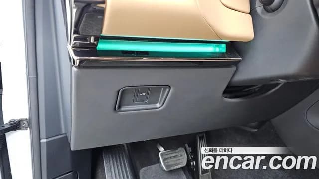 2024 Land Rover Range Rover Sport 3rd Gen P360 Autobiography Sold VIN SAL1A2BUXRA418000 – engine bay 2024 Land Rover Range Rover Sport 3rd Gen P360 Autobiography Sold VIN SAL1A2BUXRA418000 – engine bay