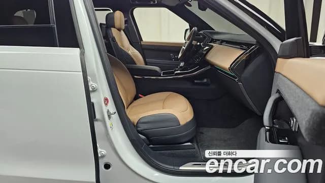 2024 Land Rover Range Rover Sport 3rd Gen P360 Autobiography Sold VIN SAL1A2BUXRA418000 – trunk area 2024 Land Rover Range Rover Sport 3rd Gen P360 Autobiography Sold VIN SAL1A2BUXRA418000 – trunk area
