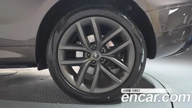 2023 Land Rover Range Rover Sport 3rd Gen D300 HSE Dynamic Sold VIN SAL1A2BW7PA113651 – exterior detail 2023 Land Rover Range Rover Sport 3rd Gen D300 HSE Dynamic Sold VIN SAL1A2BW7PA113651 – exterior detail
