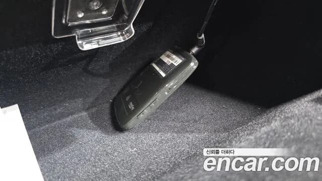 2023 Land Rover Range Rover Sport 3rd Gen D300 HSE Dynamic Sold VIN SAL1A2BW7PA113651 – trunk area 2023 Land Rover Range Rover Sport 3rd Gen D300 HSE Dynamic Sold VIN SAL1A2BW7PA113651 – trunk area