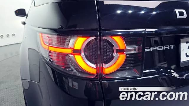 2019 Land Rover Discovery Sport 2.0 TD4 SE Sold VIN SALCA2BN3KH827518 – rear exterior 2019 Land Rover Discovery Sport 2.0 TD4 SE Sold VIN SALCA2BN3KH827518 – rear exterior